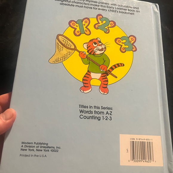 Counting 1•2•3 An Early Learner Book . Copyright 1993 - Picture 2 of 8